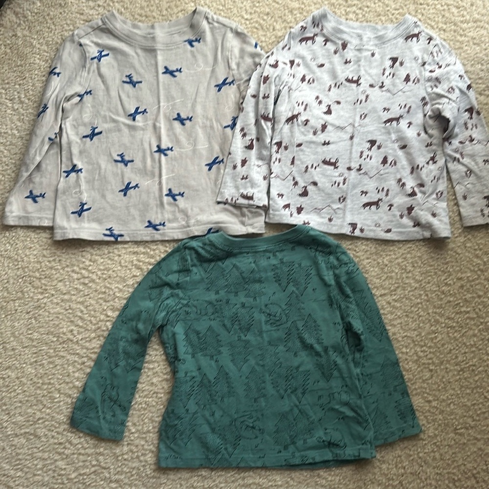 Old Navy Toddler Long Sleeve tshirts
